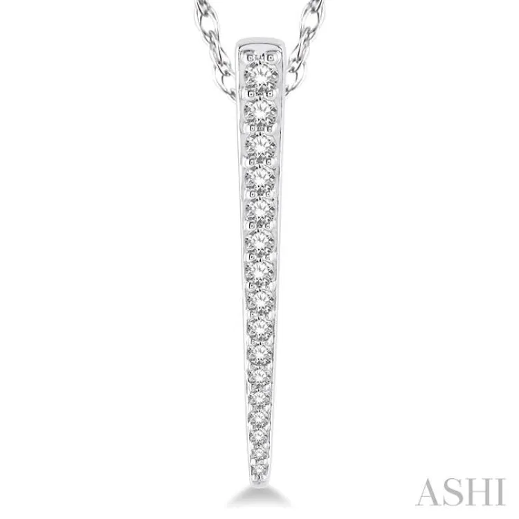 1/5 Ctw Spiked Vertical Bar Round Cut Diamond Pendant With Link Chain in 14K White Gold