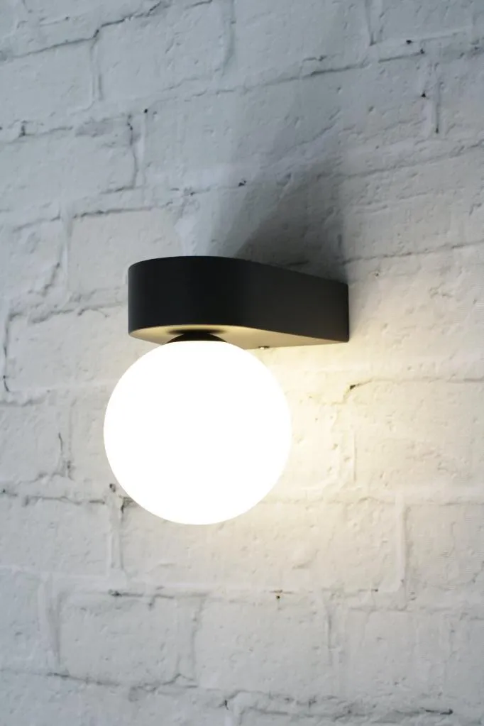 Brooklyn Wall Lamp