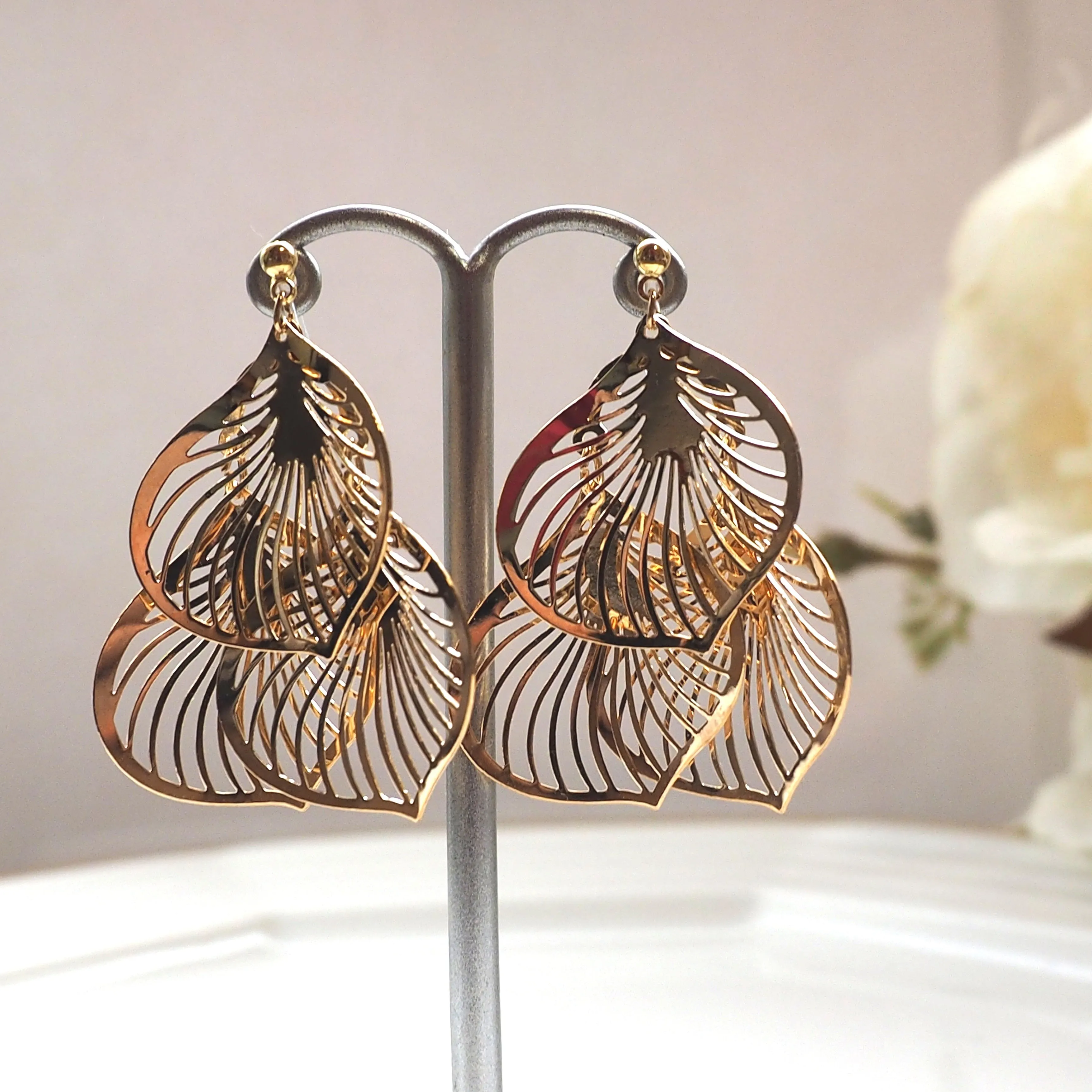 Dangle gold three leaf filigree invisible clip on earrings