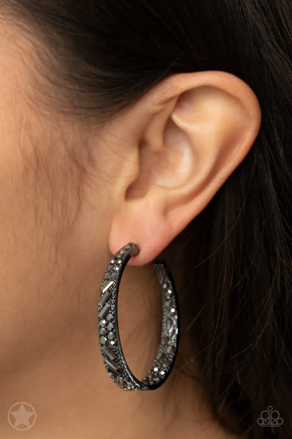 Earrings GLITZY By Association - Black E2202 Blockbuster