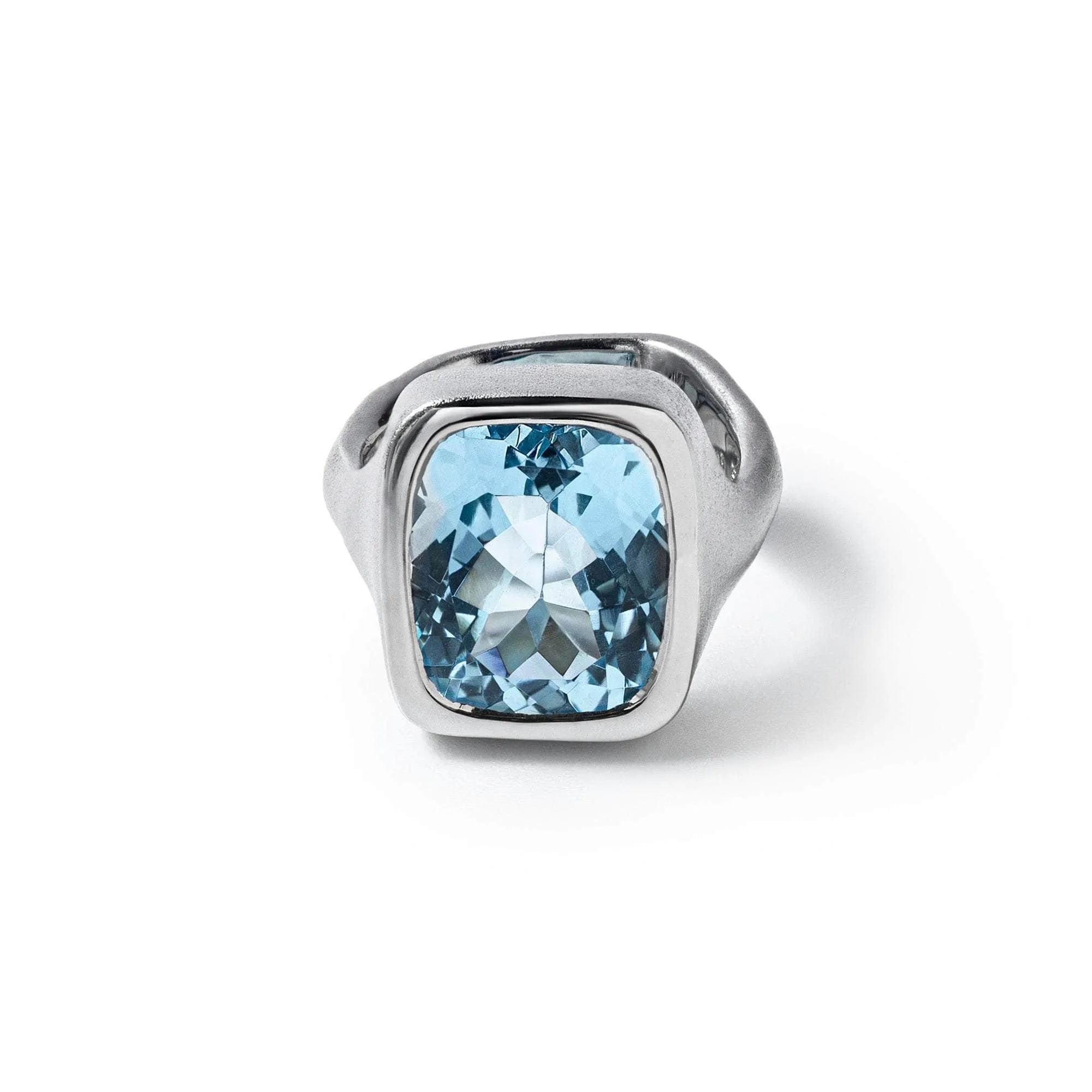 Magnus Blue Topaz Ring (White Rhodium)