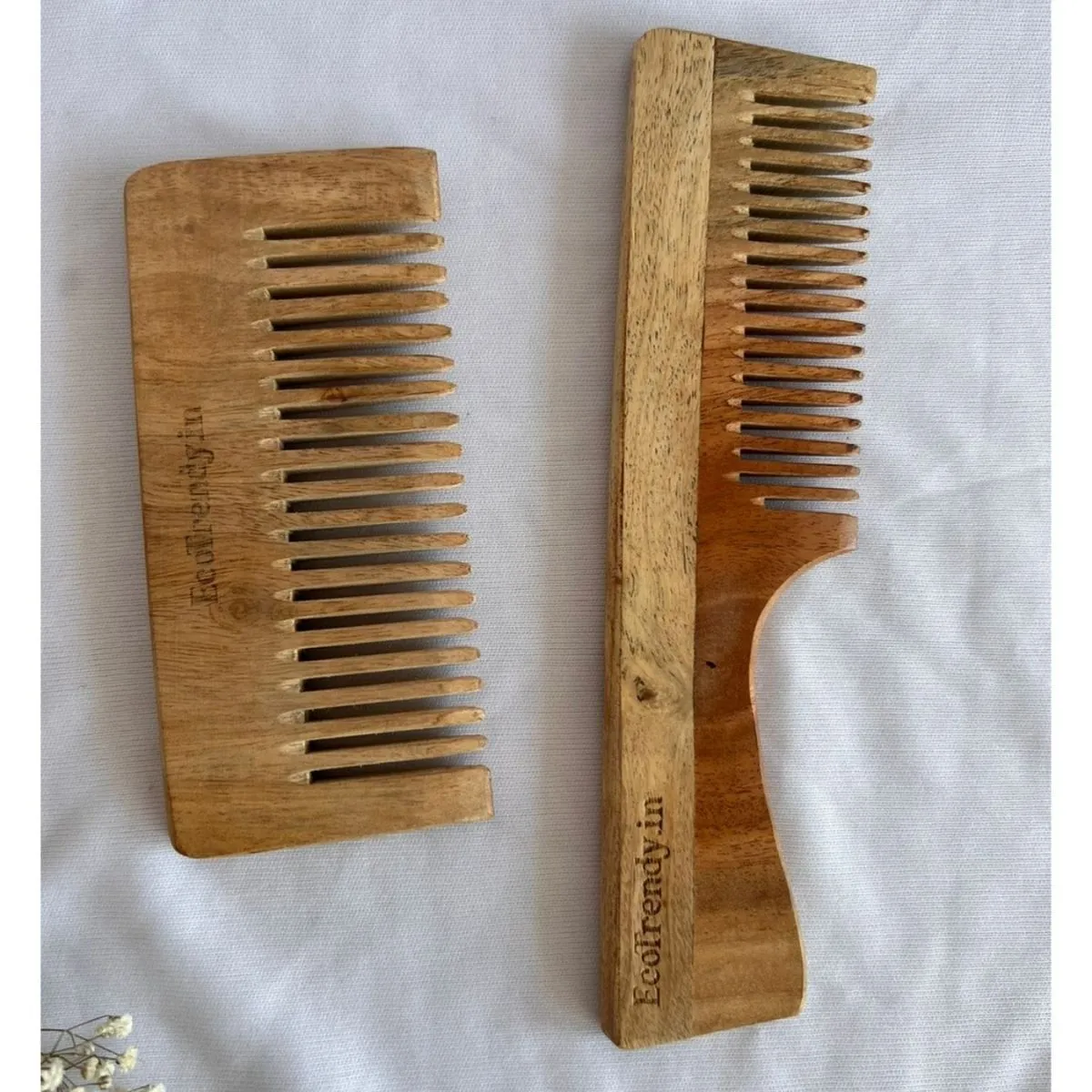 Neem wood comb