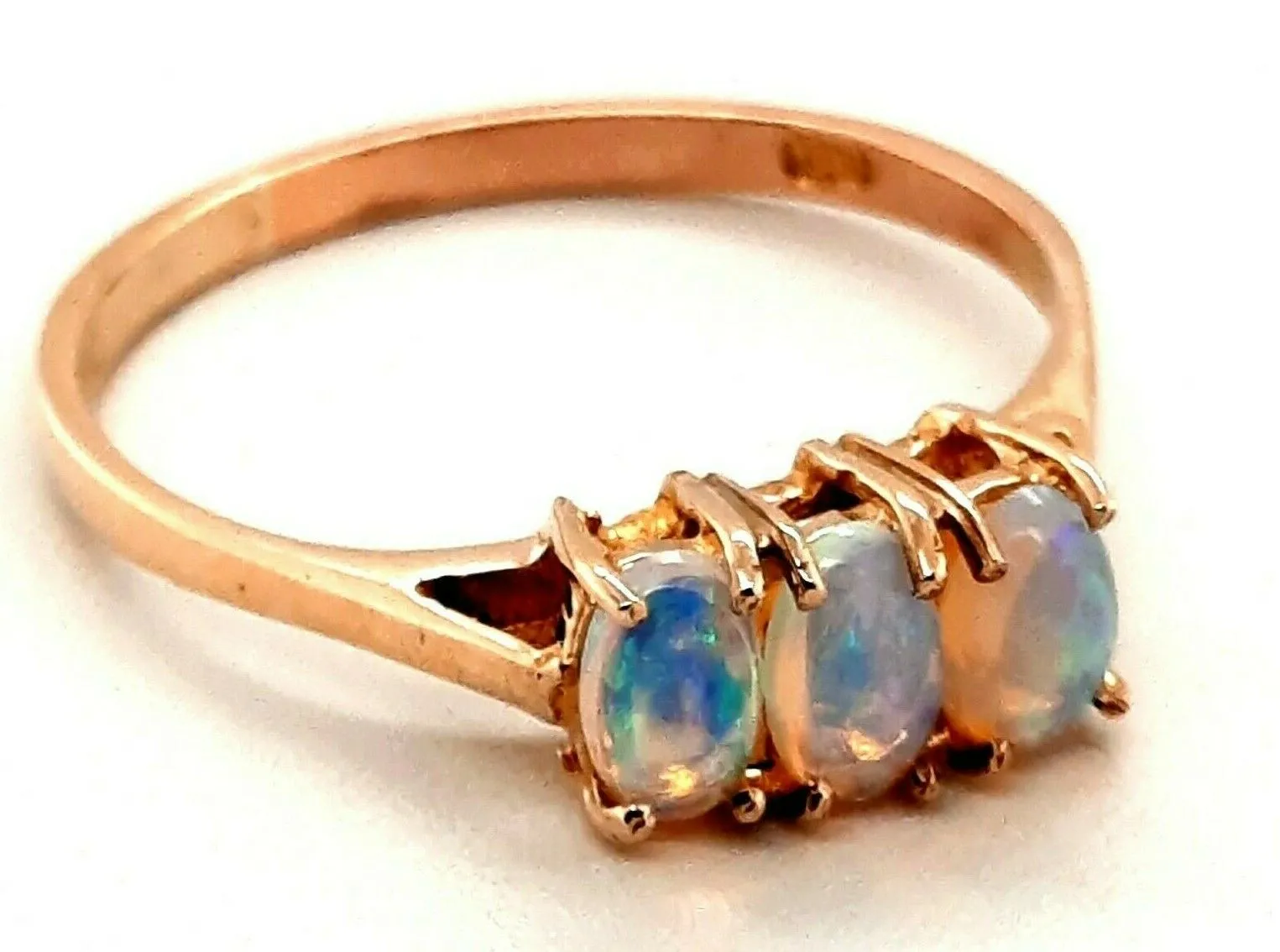 Opal & 9ct Yellow Gold Ring White Crystal Opal Fine Jewellery Size O