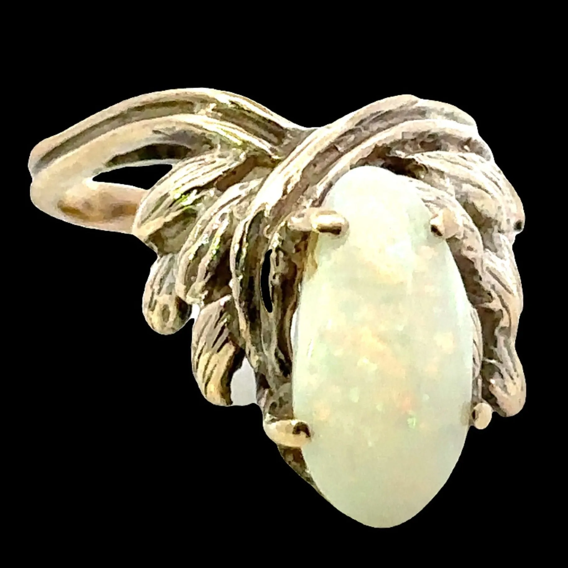 Rare 9CT Yellow Gold Coober Pedy Opal Ring