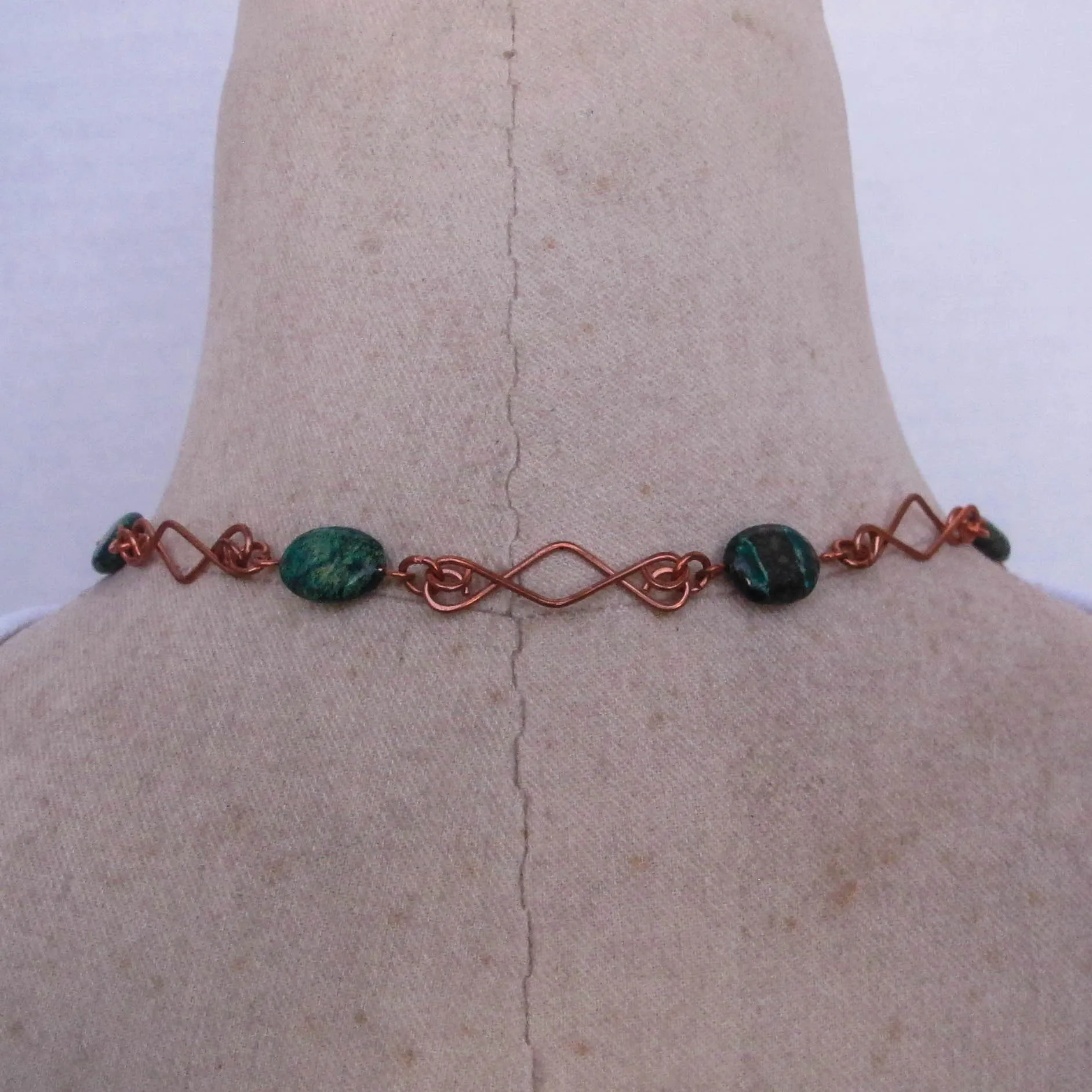 Vibrant Green Gemstone & Hand-Shaped Copper Wire Necklace