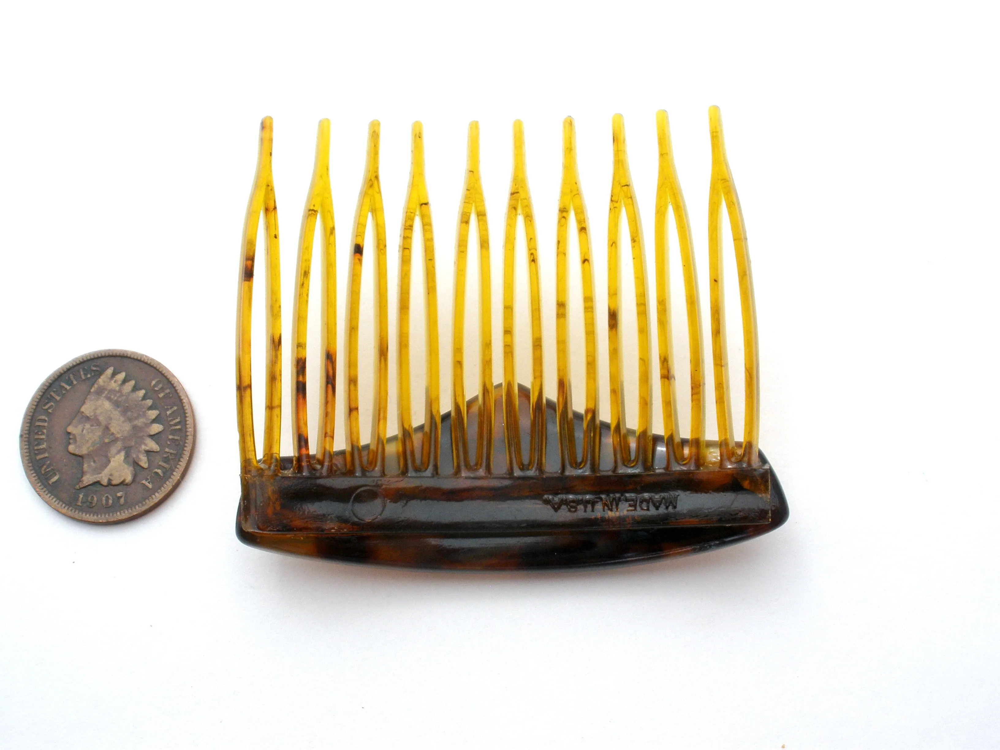 Vintage Brown Hair Comb