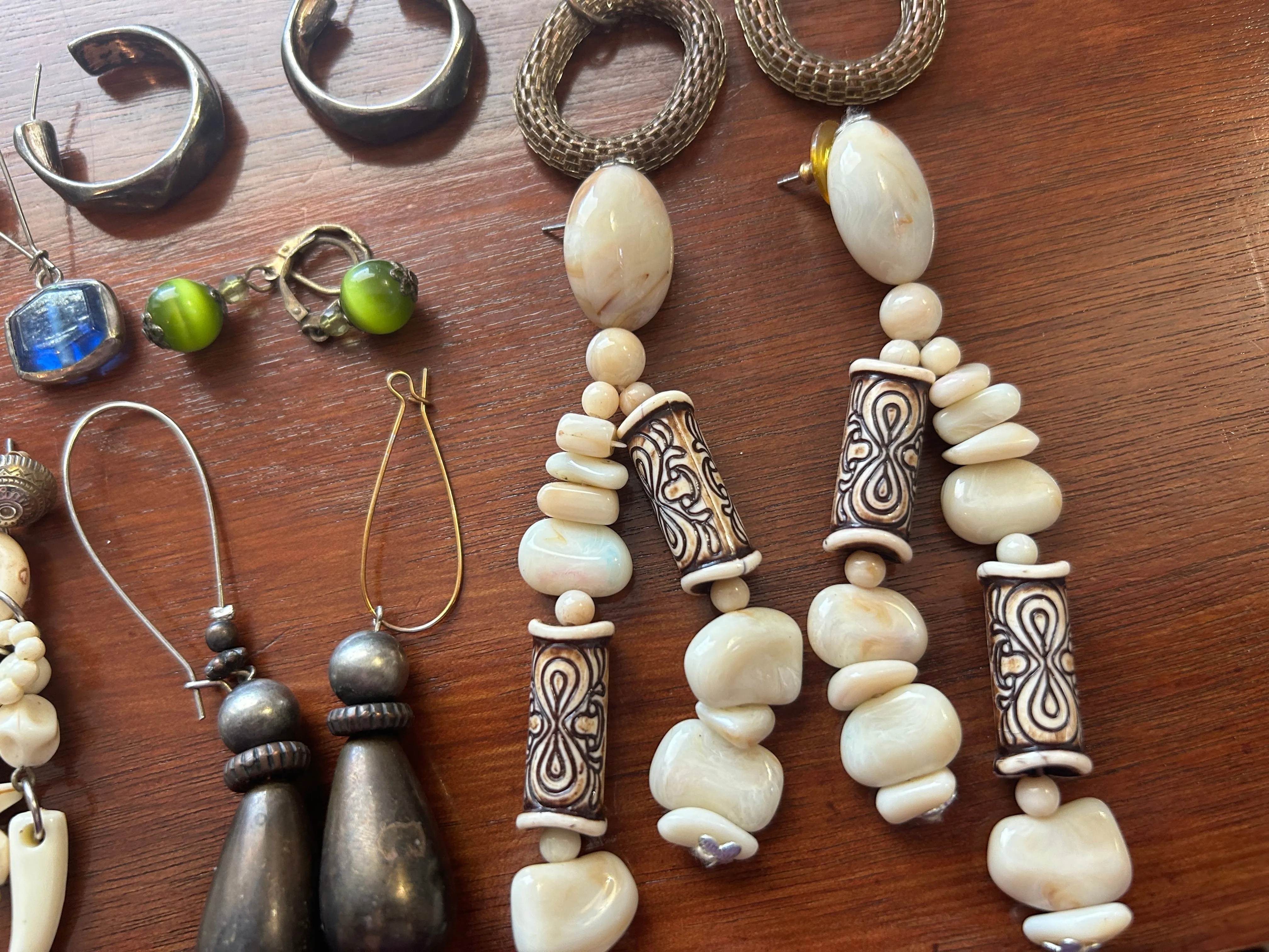 Vintage Pierced Earrings Lot Boho Wood Bead Stone Hammered Mesh Chandelier Drop