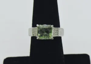 Vintage Sterling Silver Topaz and Green Glass Ring - Size 6